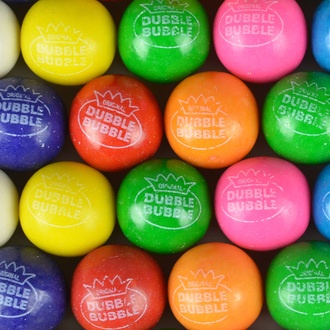 Assorted Dubble Bubble 31 mm gumballs in bulk